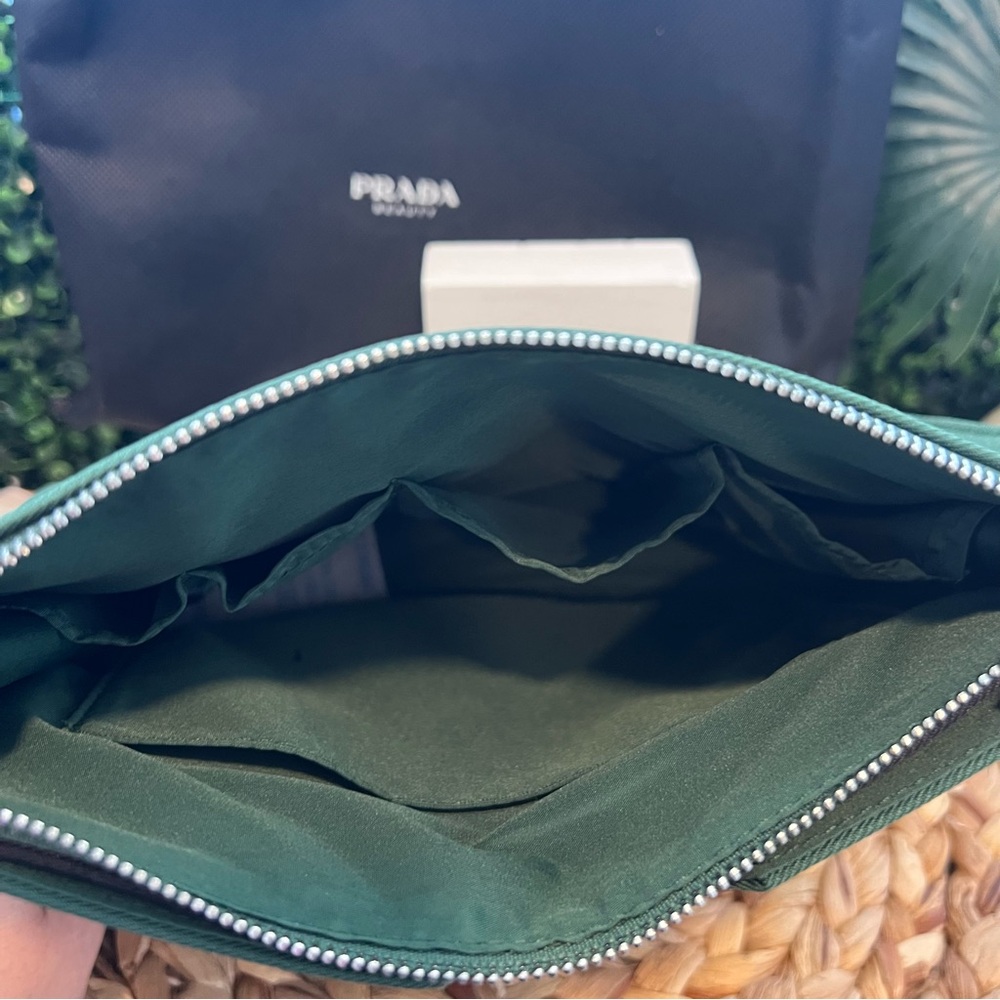New Prada Beauty Gift Set | Paradoxe | Emerald Green Cosmetic Organizer | Travel - Picture 7 of 14